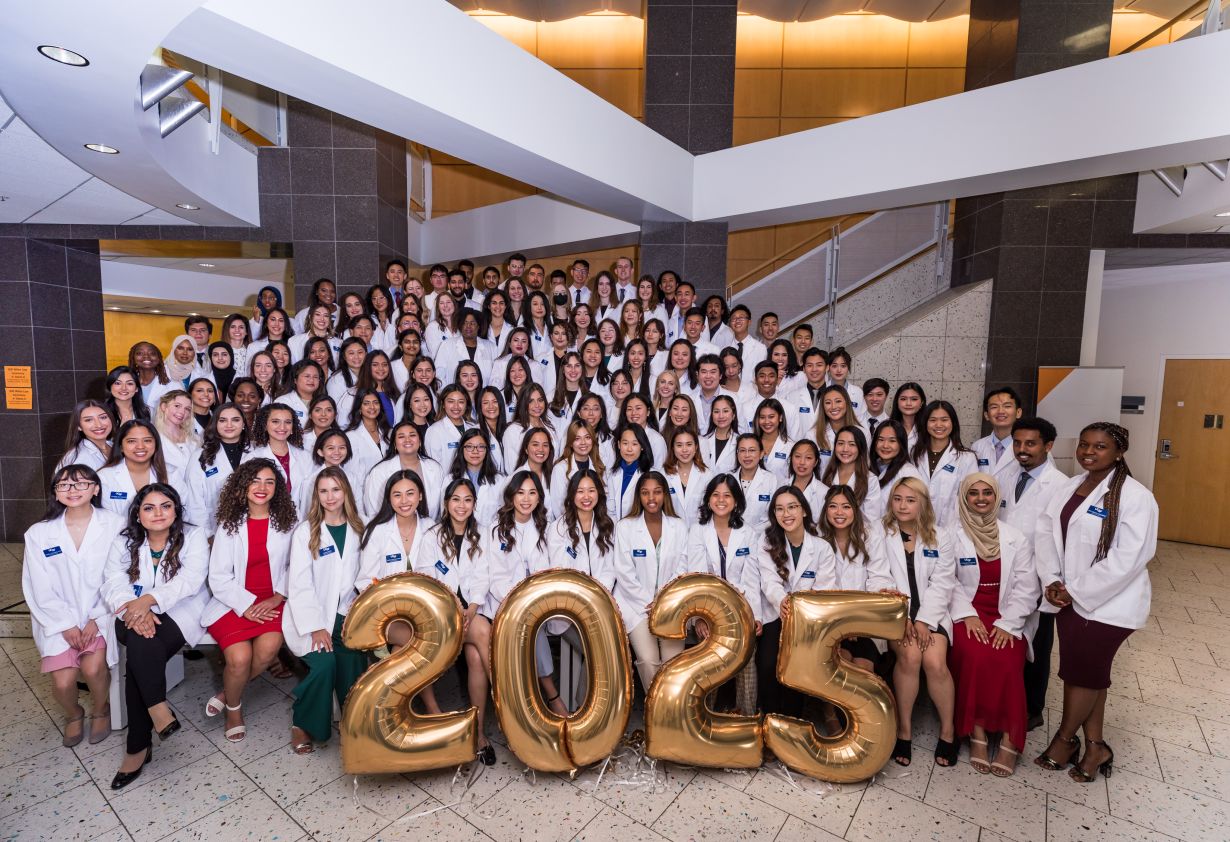 The School of Pharmacy’s White Coat Ceremony returns to Cole Hall